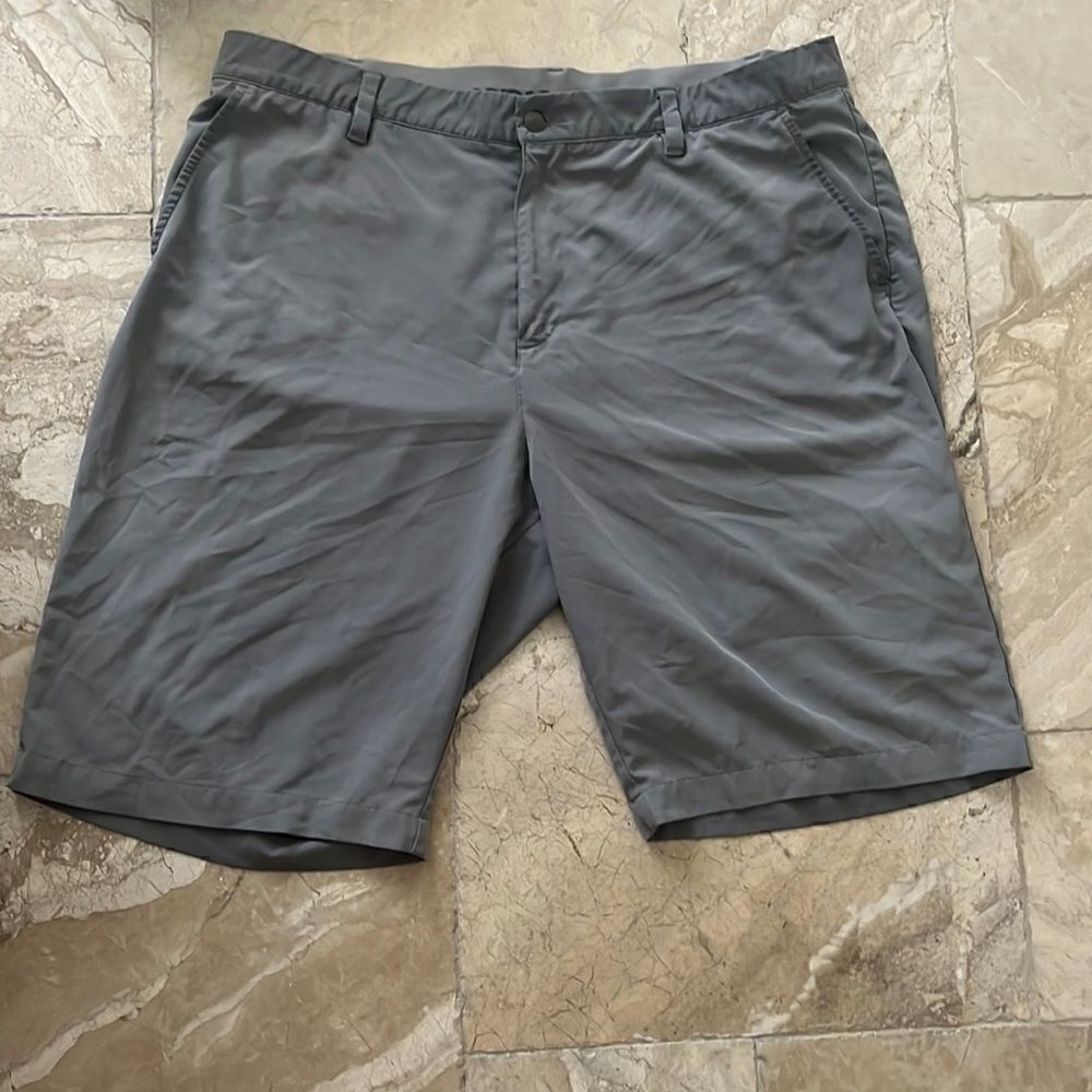 Adidas gray men’s golf shorts size 38